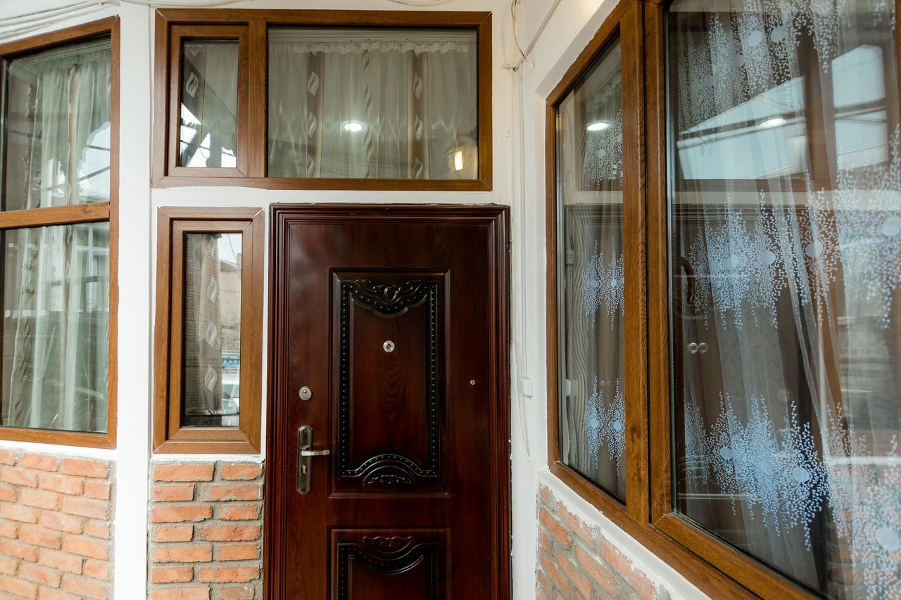Gabi'S House Apartment Tbilisi Exterior photo